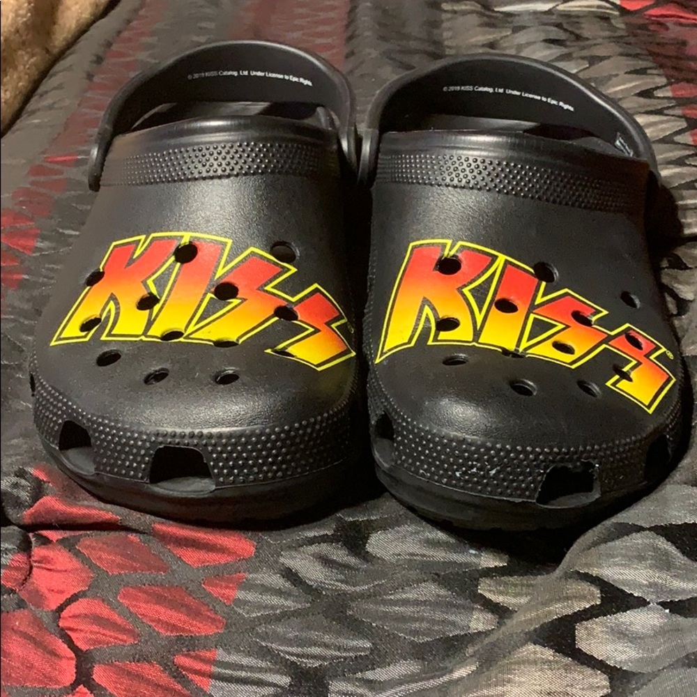 ‼️⚠️SOLD‼️⚠️ Crocs Classic Kiss